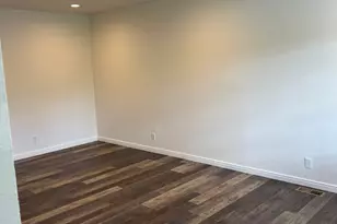 394 E 2700 S, Salt Lake City, UT 84115 - Photo 8