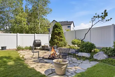 1832 N Olsen Way, West Bountiful, UT 84087 - Photo 28