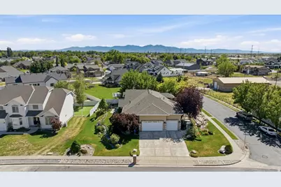 1832 N Olsen Way, West Bountiful, UT 84087 - Photo 34