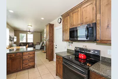 10326 S Millerton Dr W, South Jordan, UT 84009 - Photo 10
