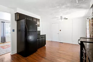 583 E 100 S, Kaysville, UT 84037 - Photo 8