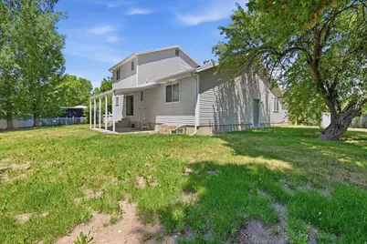 239 N 300 W, Smithfield, UT 84335 - Photo 24