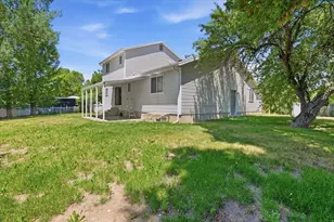 239 N 300 W, Smithfield, UT 84335 - Photo 24