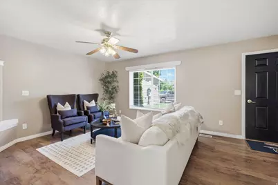 239 N 300 W, Smithfield, UT 84335 - Photo 4