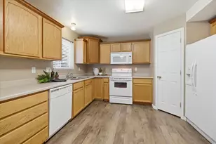239 N 300 W, Smithfield, UT 84335 - Photo 6