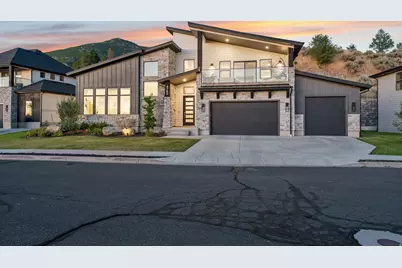 4762 S 1575 E, Ogden, UT 84403 - Photo 2