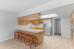4071 S 2700 E, Holladay, UT 84124 - Photo 6