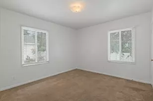 4071 S 2700 E, Holladay, UT 84124 - Photo 14
