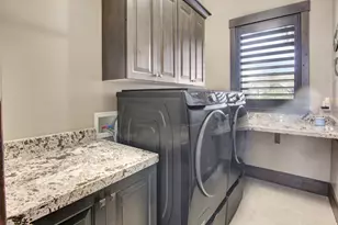 6226 E Hawks Ln, Huntsville, UT 84317 - Photo 8