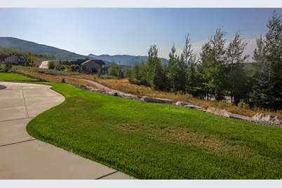 6226 E Hawks Ln, Huntsville, UT 84317 - Photo 54