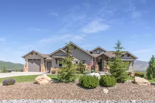 6226 E Hawks Ln, Huntsville, UT 84317 - Photo 1