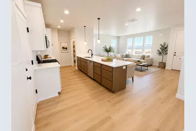 6814 W 11800 S, South Jordan, UT 84009 - Photo 2