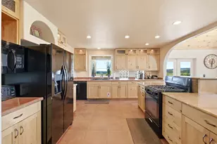 75 N 200 E, Alton, UT 84710 - Photo 20