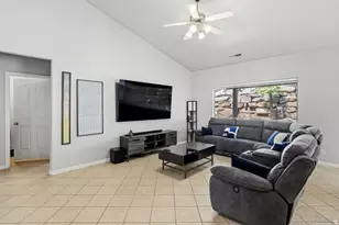 1083 N 2190 W, Saint George, UT 84770 - Photo 8