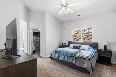 1083 N 2190 W, Saint George, UT 84770 - Photo 16