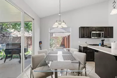 1083 N 2190 W, Saint George, UT 84770 - Photo 14