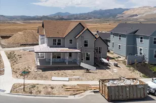 7063 W Lake Ave, South Jordan, UT 84009 - Photo 2