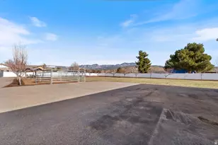 1488 W Diamond Dr, Saint George, UT 84770 - Photo 44