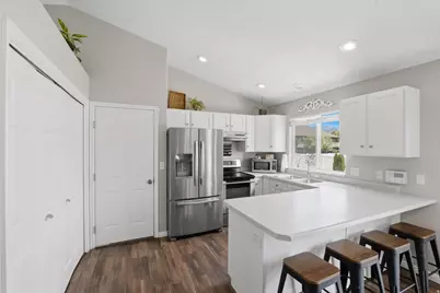 853 S 740 W, Lehi, UT 84043 - Photo 12