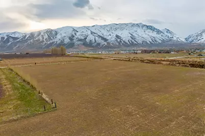 600 N Center St, Santaquin, UT 84655 - Photo 30