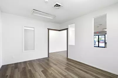 1848 N Hillfield Rd #101A, Layton, UT 84041 - Photo 8