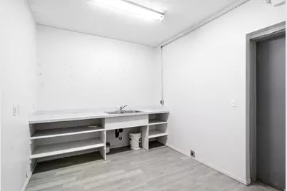 1848 N Hillfield Rd #101A, Layton, UT 84041 - Photo 12