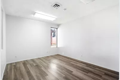 1848 N Hillfield Rd #101A, Layton, UT 84041 - Photo 10