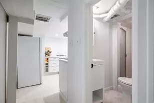 143 S 400 E, Salt Lake City, UT 84111 - Photo 28