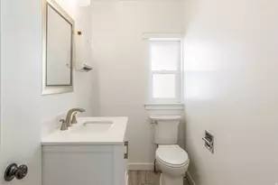 143 S 400 E, Salt Lake City, UT 84111 - Photo 12