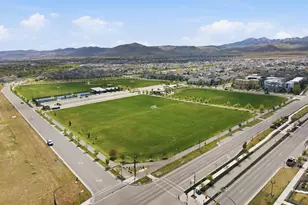 11264 S Holly Springs Dr, South Jordan, UT 84009 - Photo 10
