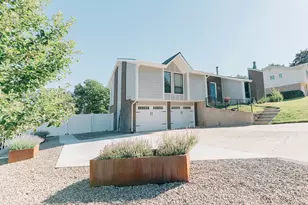 441 E Chelsea Dr S, Bountiful, UT 84010 - Photo 2