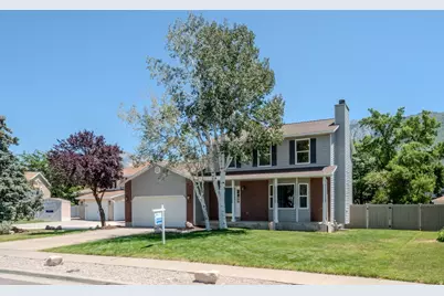 11957 S Noelle Rd E, Sandy, UT 84092 - Photo 2