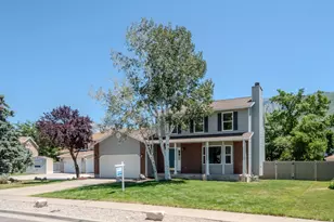 11957 S Noelle Rd E, Sandy, UT 84092 - Photo 2