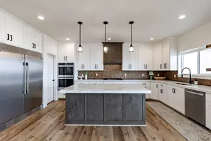 2598 S Hawk Dr, Spanish Fork, UT 84660 - Photo 4