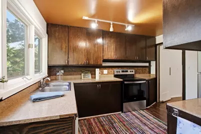 1222 E 900 S, Salt Lake City, UT 84105 - Photo 14