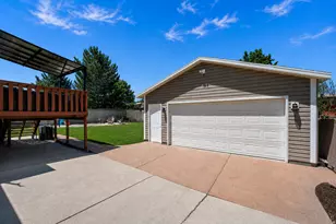 3786 W Fairmount Circle, West Jordan, UT 84084 - Photo 4