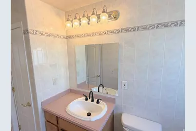 5462 S 5425 W, Kearns, UT 84118 - Photo 14