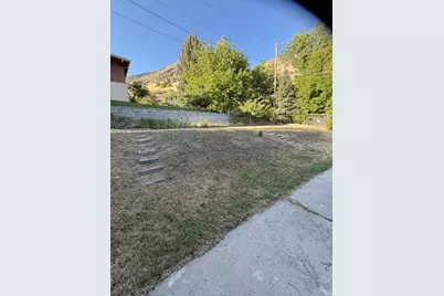 1075 E 300 N, Springville, UT 84663 - Photo 18