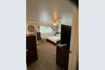 1075 E 300 N, Springville, UT 84663 - Photo 12