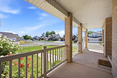 55 E 600 S, Kaysville, UT 84037 - Photo 4