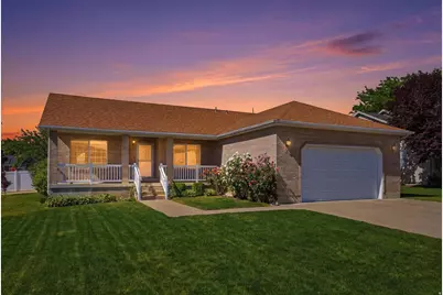 55 E 600 S, Kaysville, UT 84037 - Photo 2