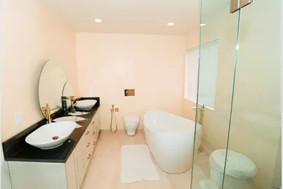 8068 S Twelve Dr, Sandy, UT 84094 - Photo 8
