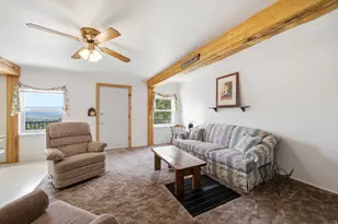 1095 W Acorn Ln, Midway, UT 84049 - Photo 2