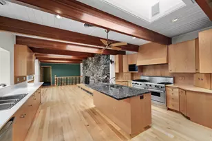 2185 E Applewood Ave S, Holladay, UT 84121 - Photo 12