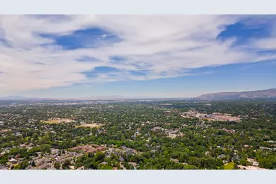 2185 E Applewood Ave S, Holladay, UT 84121 - Photo 34