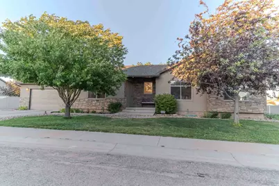 135 Constitution Dr, Roosevelt, UT 84066 - Photo 4