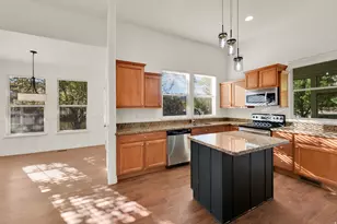 2826 W Shady Vw Ln, Lehi, UT 84048 - Photo 6