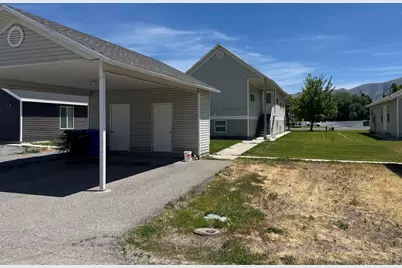 327 N 270 W, Tremonton, UT 84337 - Photo 2