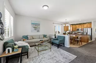 4042 W Scarsborough Ln, West Jordan, UT 84084 - Photo 14
