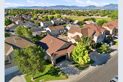 4042 W Scarsborough Ln, West Jordan, UT 84084 - Photo 38